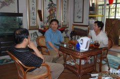 黑龙江穆陵林业局局长袁继连、京乐坊集团董事长阎立耕来《艺术天