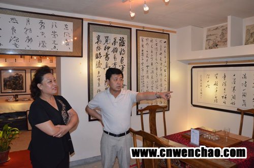 田晶丽等人回访北京世纪文超文化传媒有限公司03