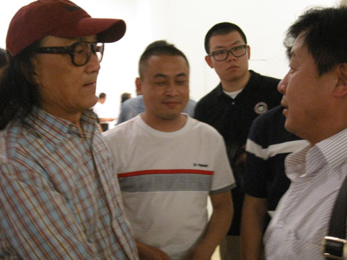 著名画家石齐与杨文超讲话