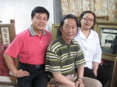 《艺术天成》杂志社总编辑杨文超先生访著名油画家韩乐基及其夫人
