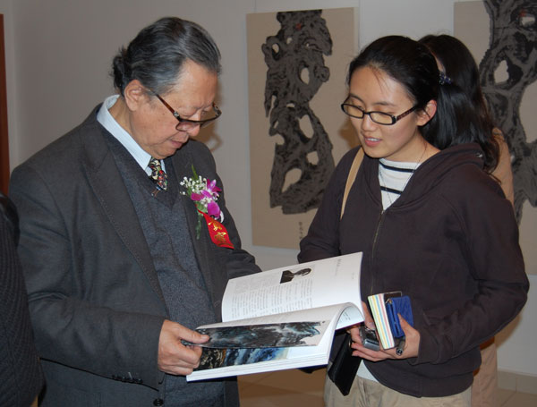 中国国家画院国画院副院长李宝林欣赏《艺术天成》杂志