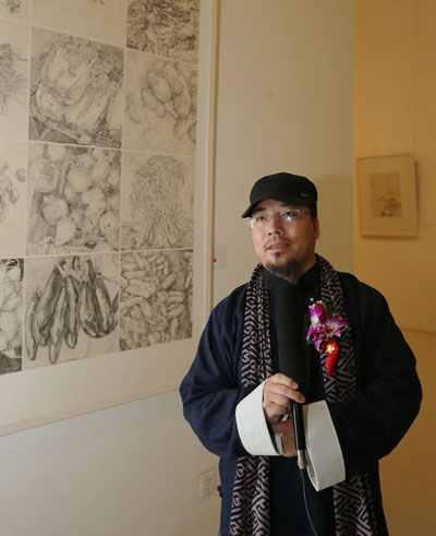 本次展览的画家高强
